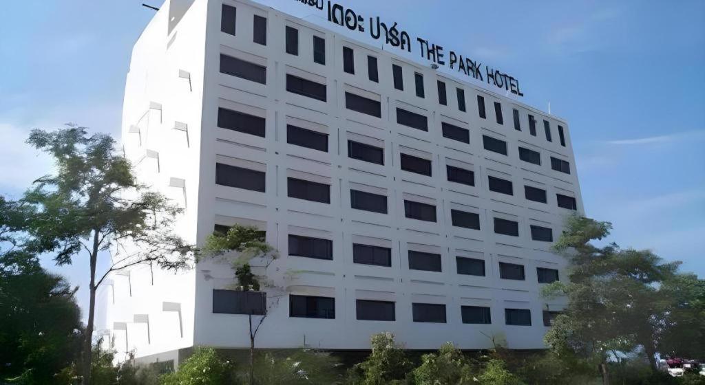 The Park Hotel Pattaya Dış mekan fotoğraf